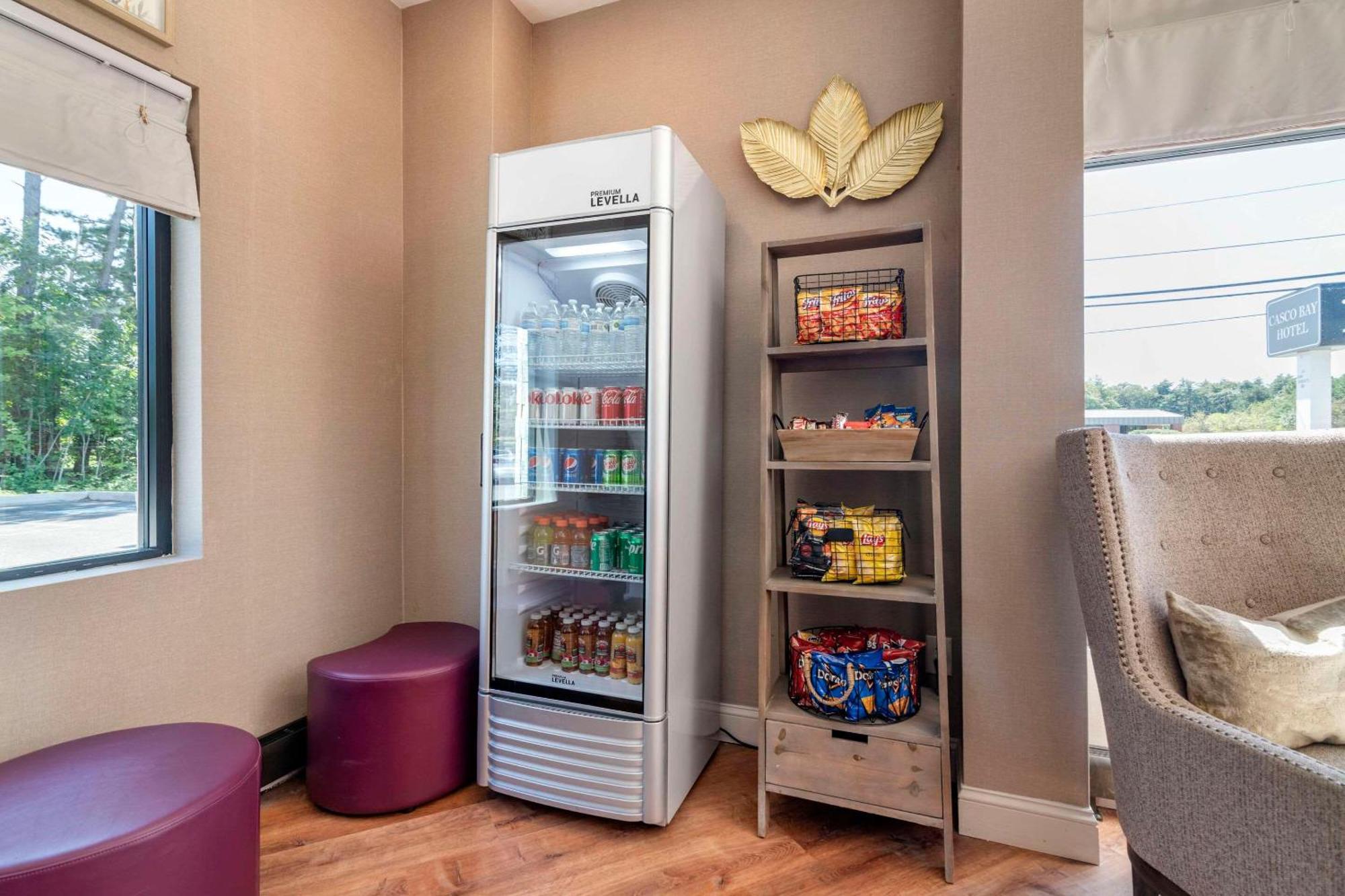 Casco Bay Hotel Portland Airport - Maine Mall, Ascend Hotel Collection เซาท์พอร์ตแลนด์ ภายนอก รูปภาพ