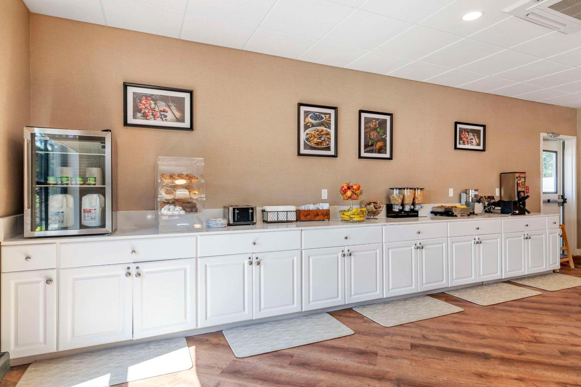 Casco Bay Hotel Portland Airport - Maine Mall, Ascend Hotel Collection เซาท์พอร์ตแลนด์ ภายนอก รูปภาพ